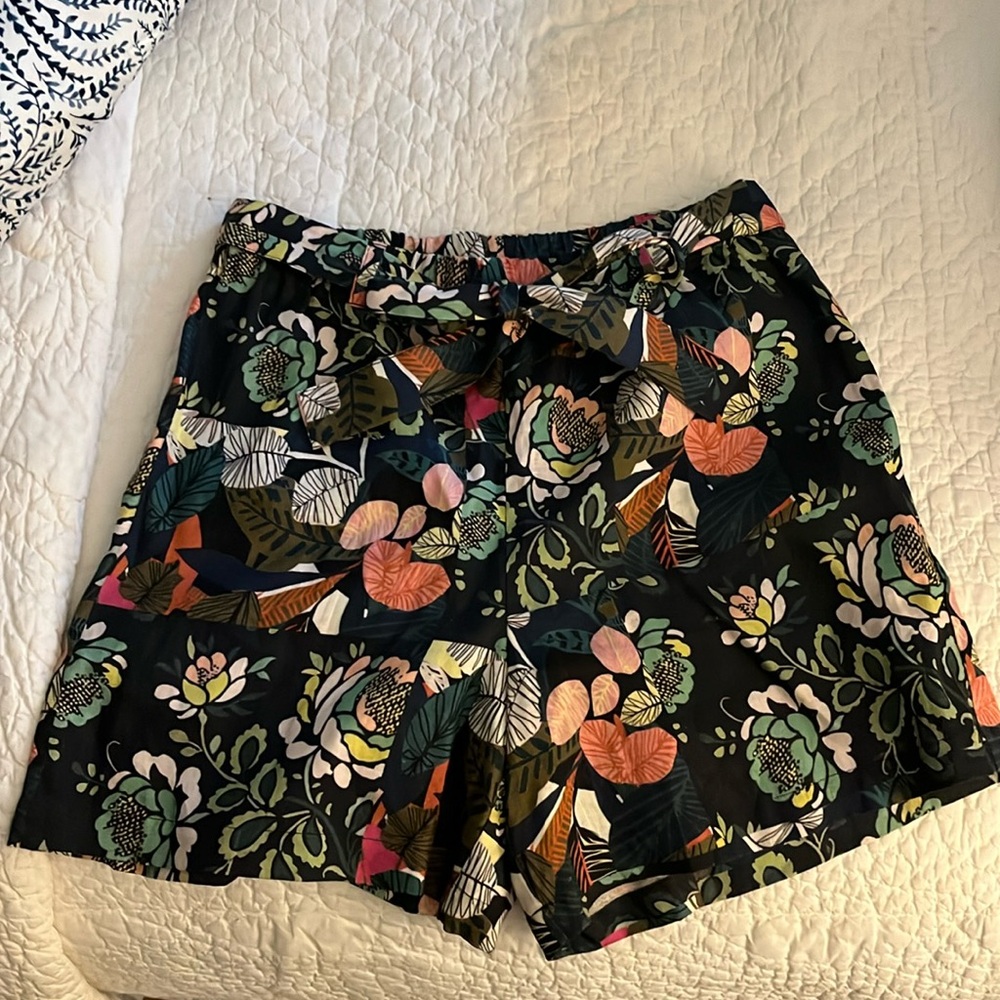 Johnny Was linen shorts